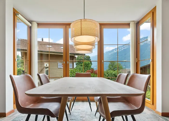 Dream View Of The And Mountains *